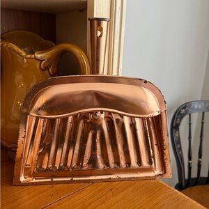 JV Reed Dust Pan Copper Tone Made In The USA Vintage MCM